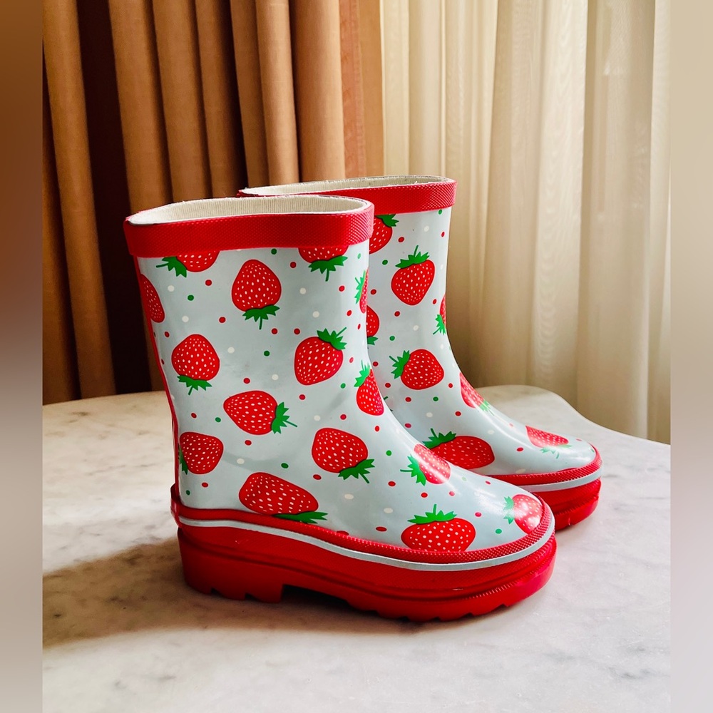 Size 7/8 Lily&Dan Girl’s Rain Boots - Strawberry - Picture 2 of 7